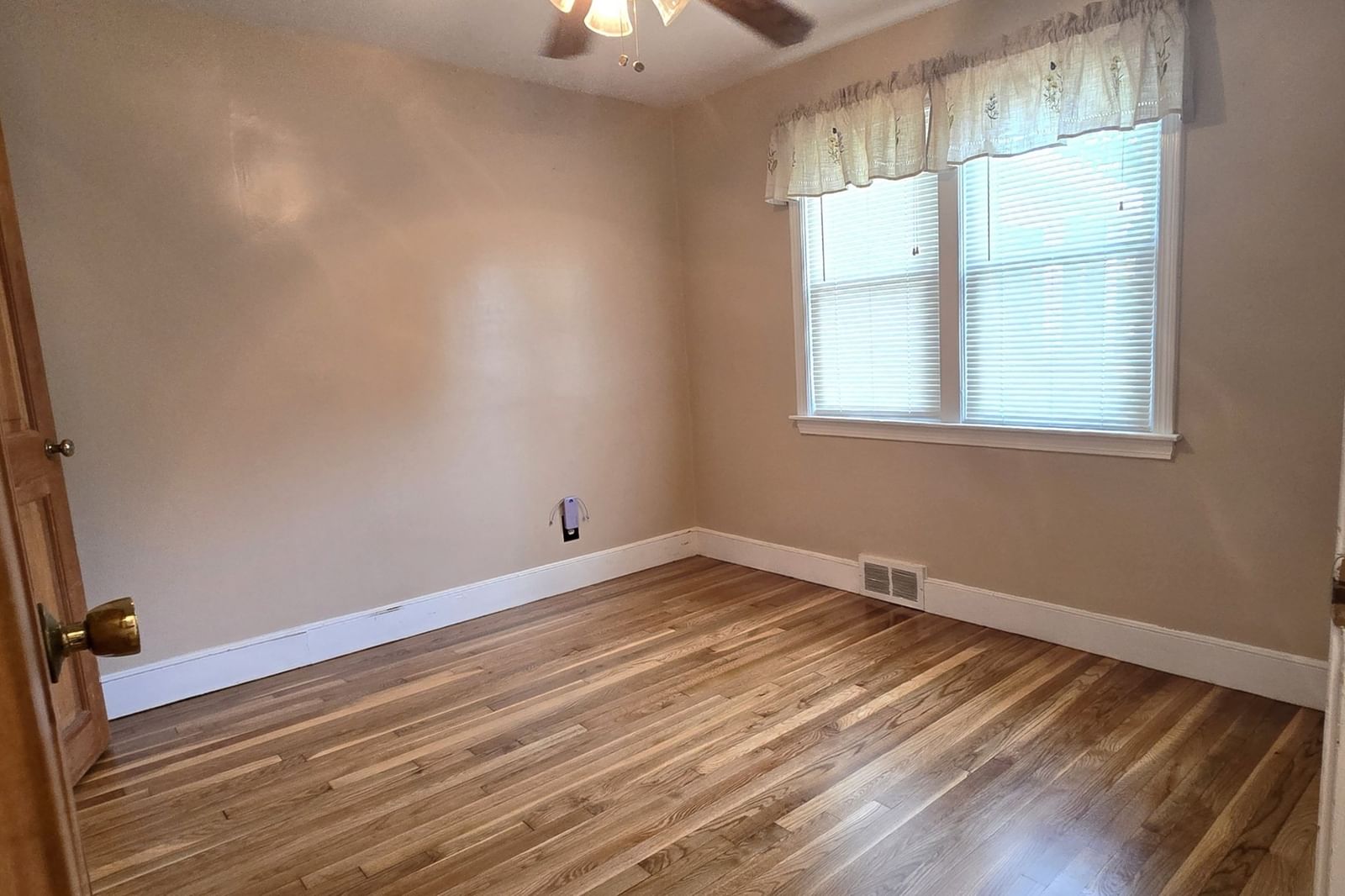 132 Milton Rd Braintree — Photo 17 of 22