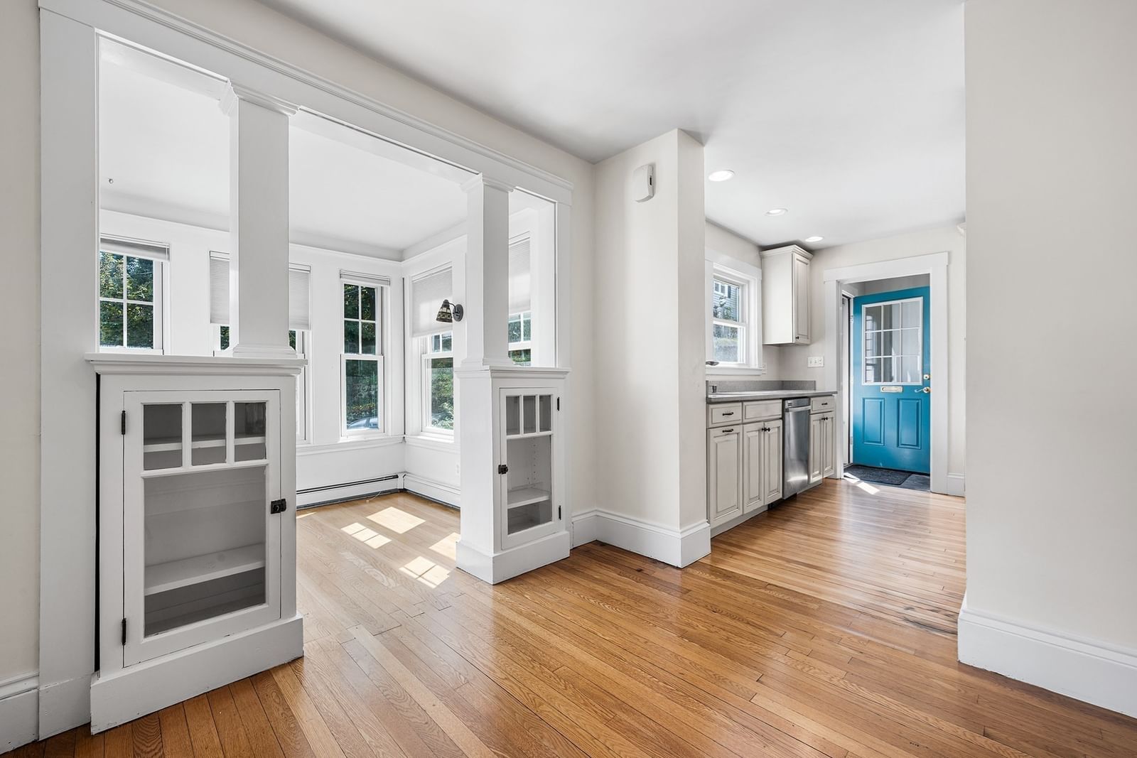 106 Paul Revere Rd Arlington — Photo 12 of 33