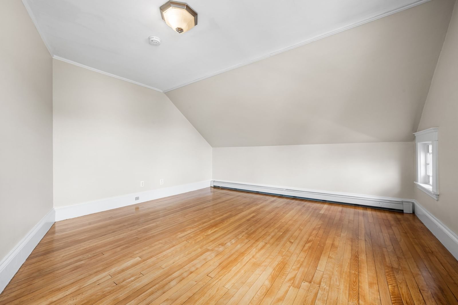 106 Paul Revere Rd Arlington — Photo 18 of 33