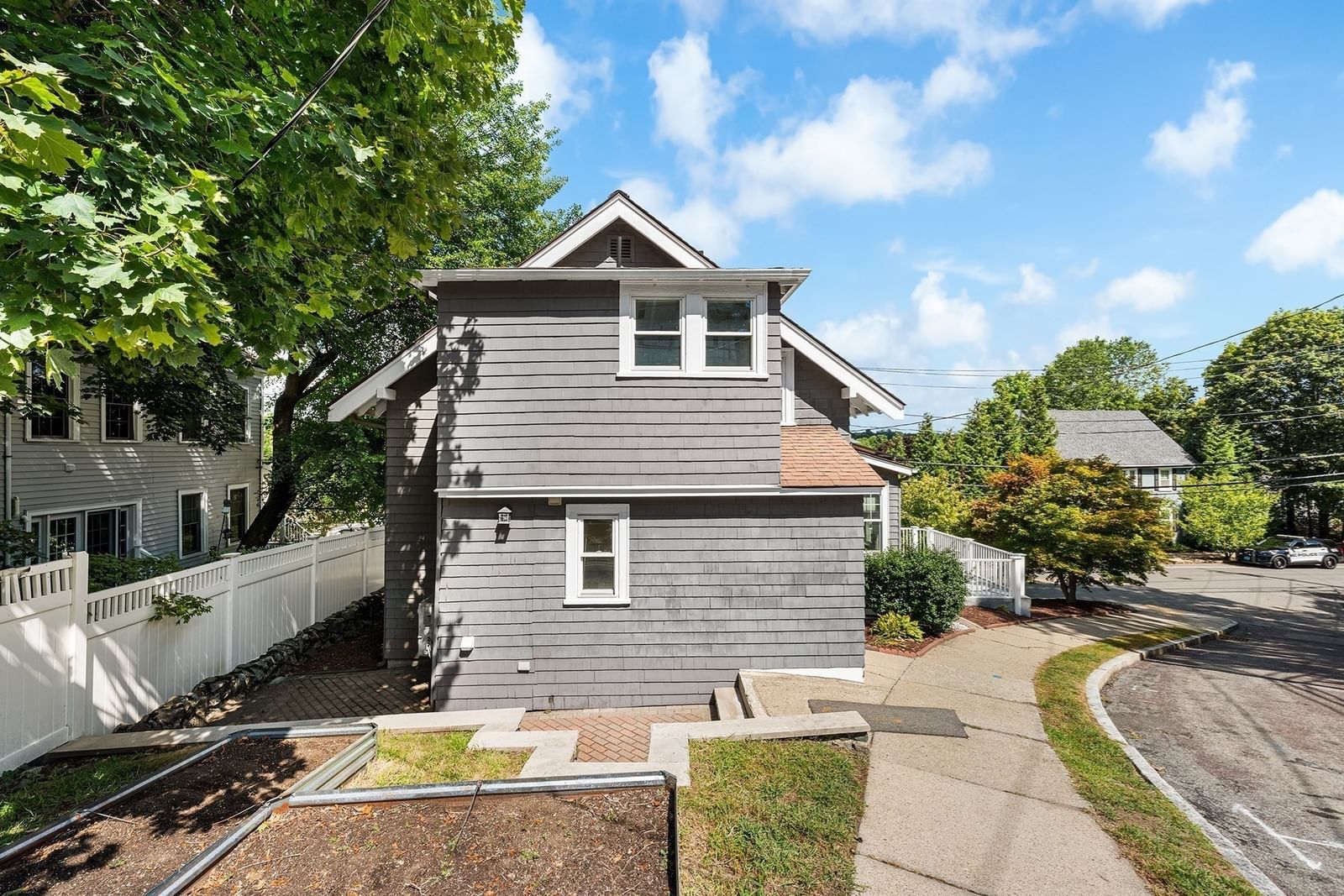 106 Paul Revere Rd Arlington — Photo 32 of 33