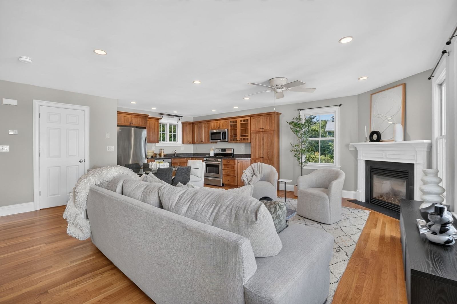 75 Forbes St #75 Boston — Photo 15 of 40