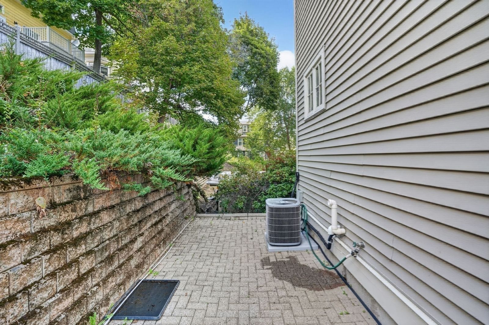 75 Forbes St #75 Boston — Photo 29 of 40
