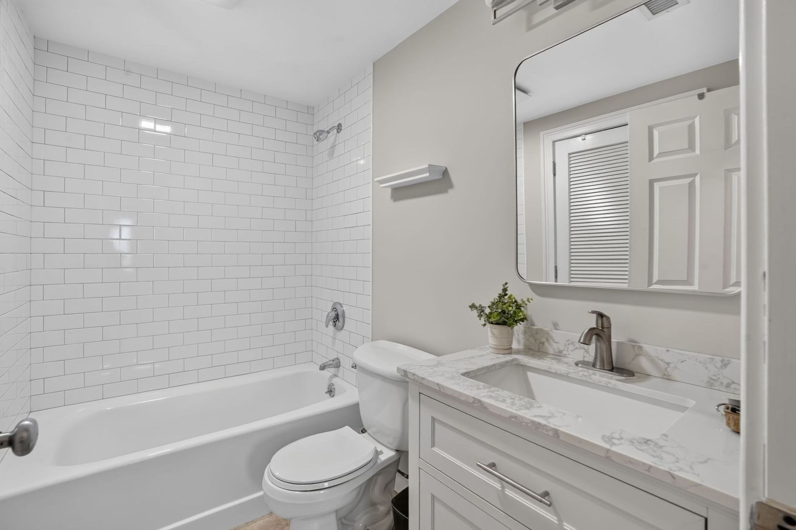 75 Forbes St #75 Boston — Photo 8 of 40