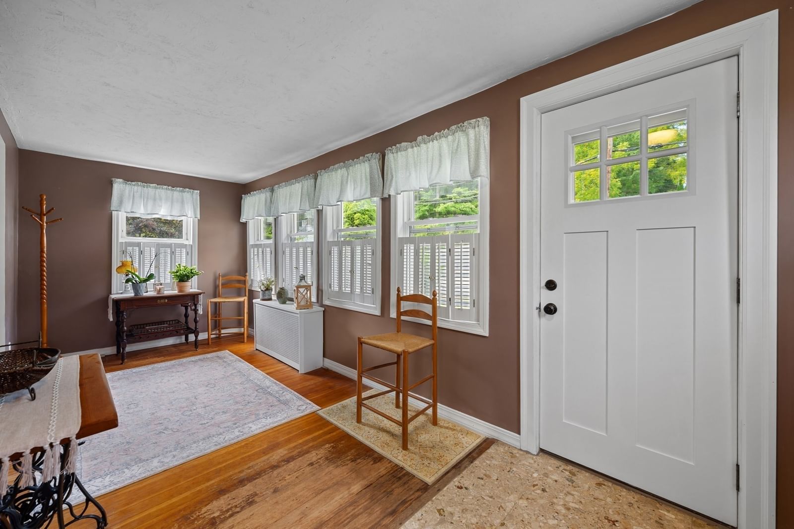 46 Chester Street Worcester — Photo 3 of 31