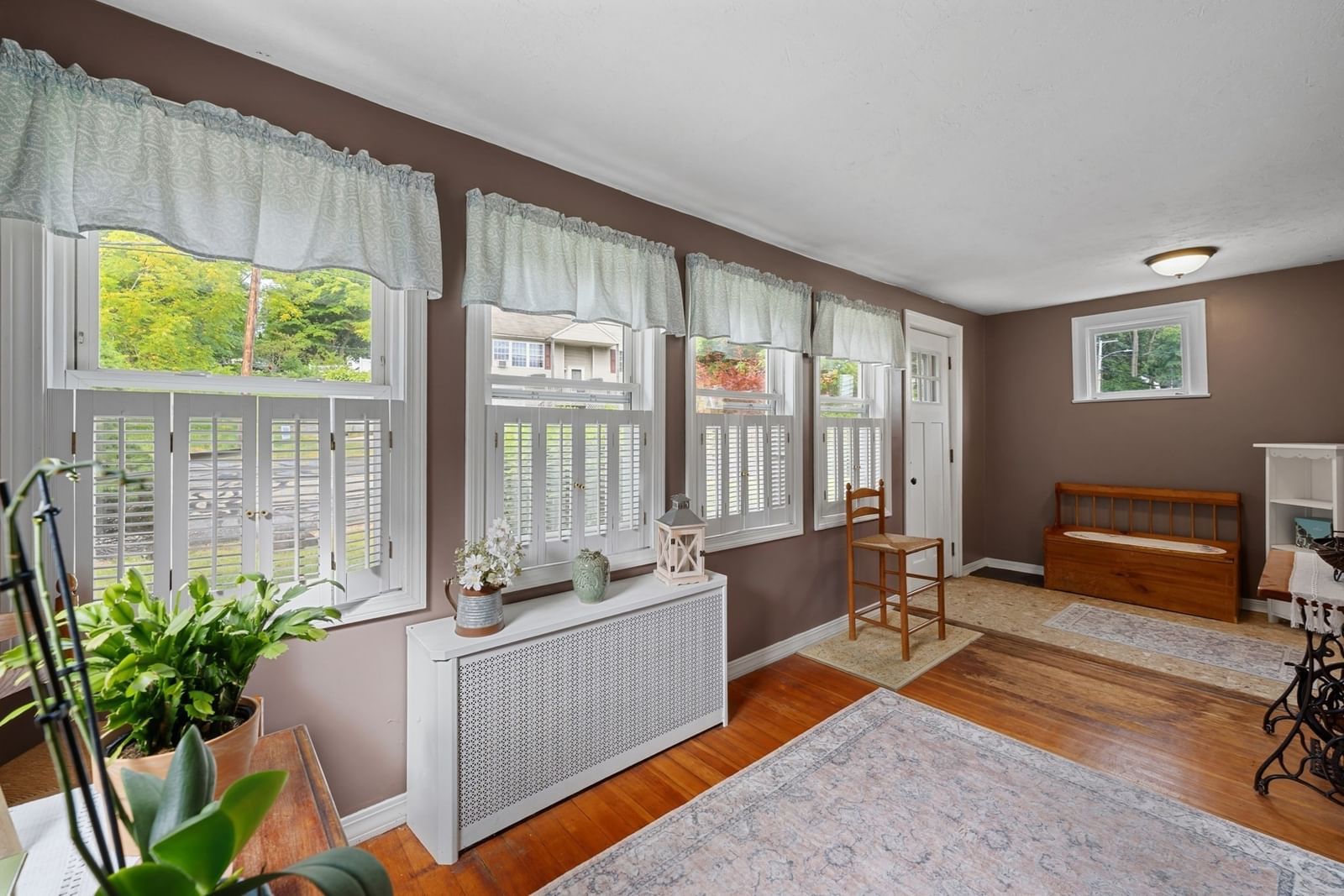 46 Chester Street Worcester — Photo 4 of 31