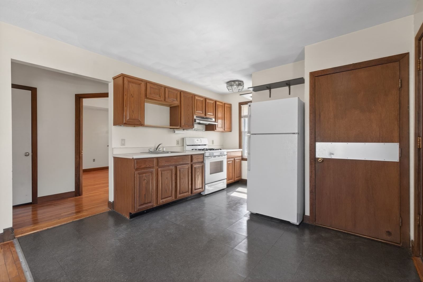 227-229 Newton Street Waltham — Photo 16 of 42