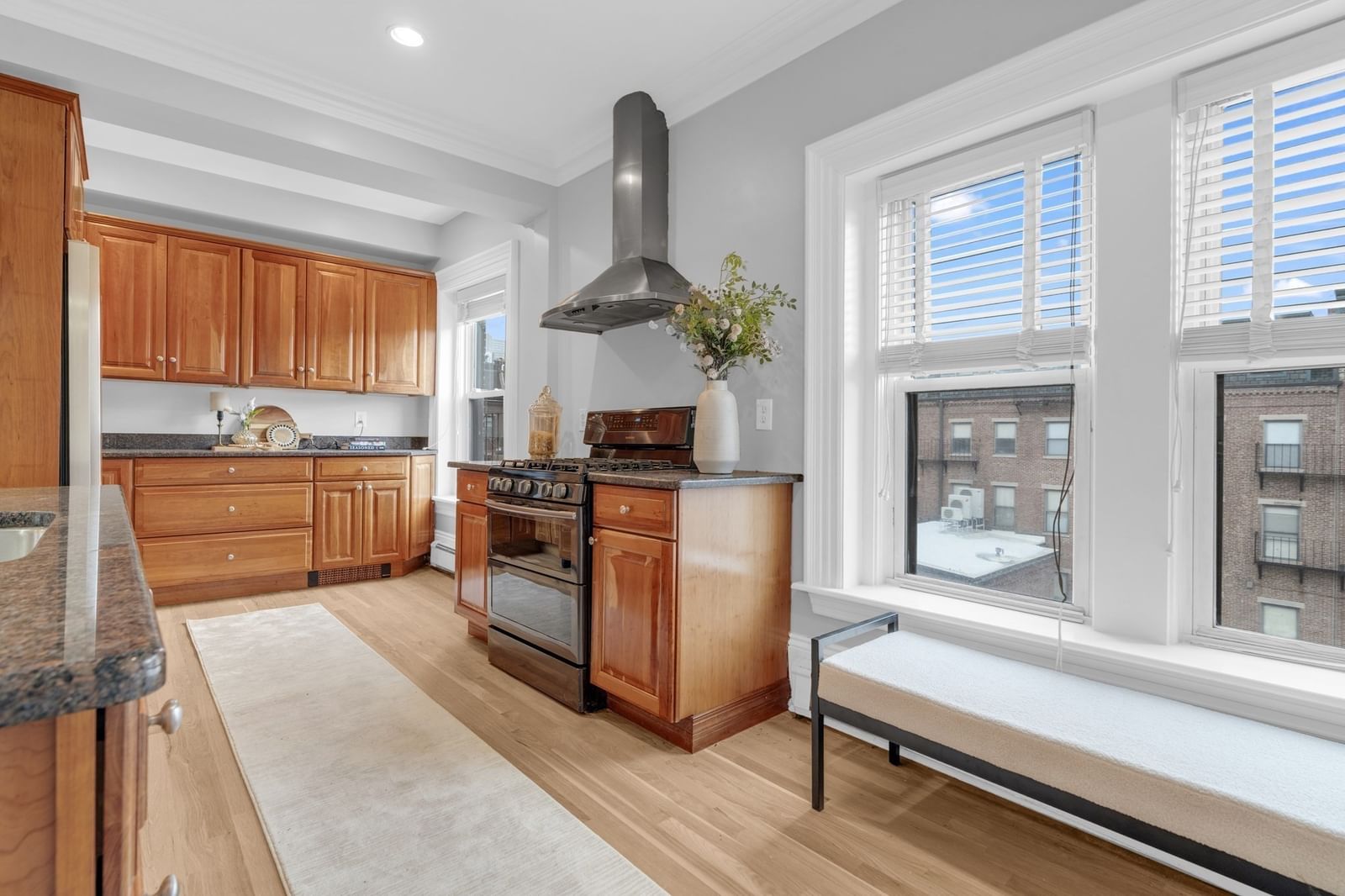 69 Rutland St #3 Boston — Photo 12 of 39