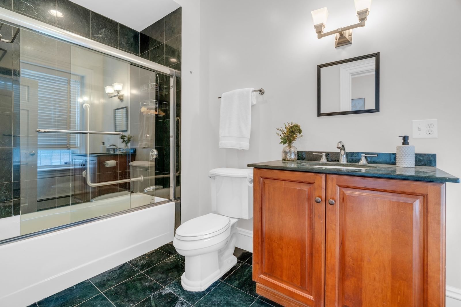 69 Rutland St #3 Boston — Photo 29 of 39