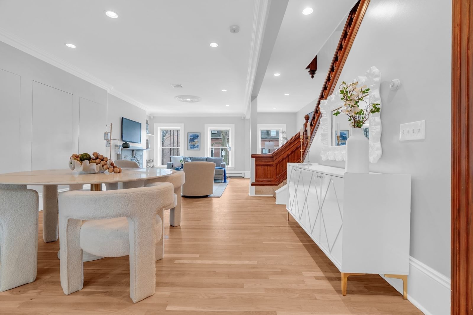69 Rutland St #3 Boston — Photo 3 of 39
