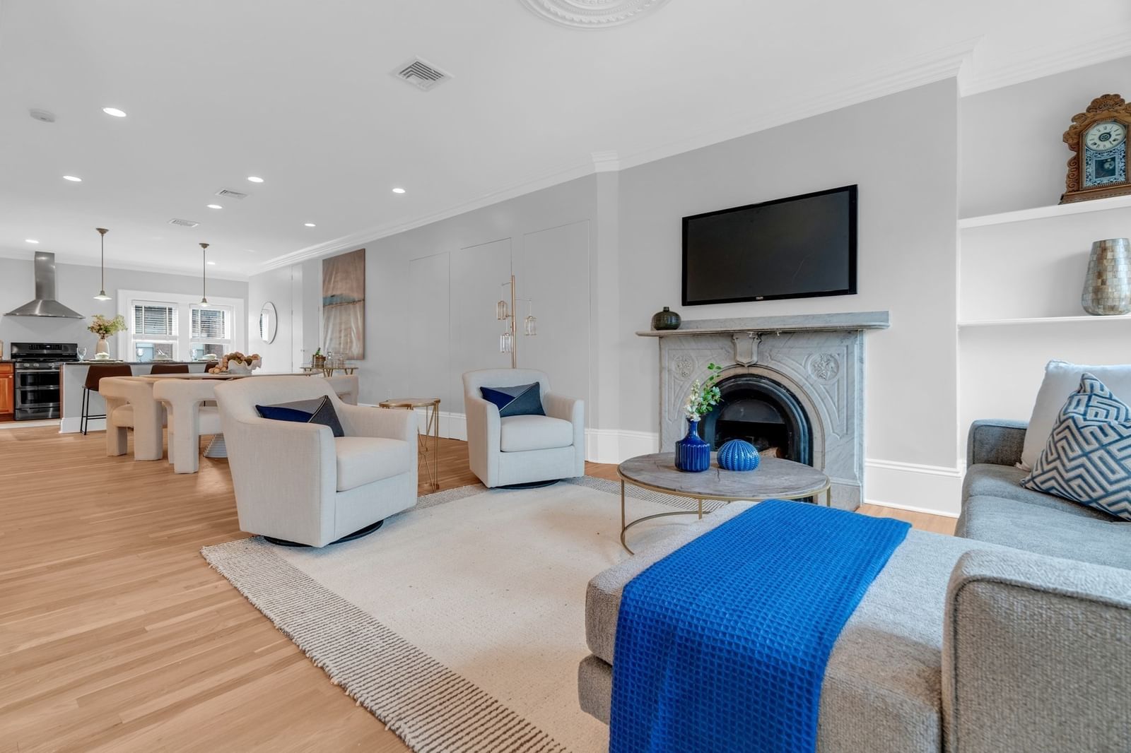 69 Rutland St #3 Boston — Photo 6 of 39