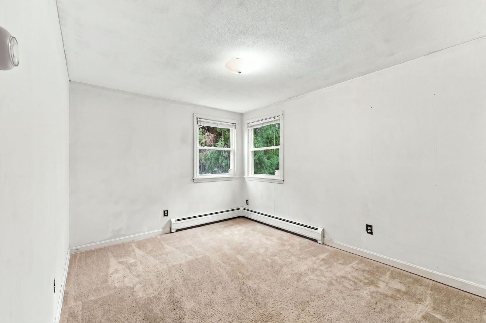 36 Silver Lake Dr Agawam — Photo 22 of 40