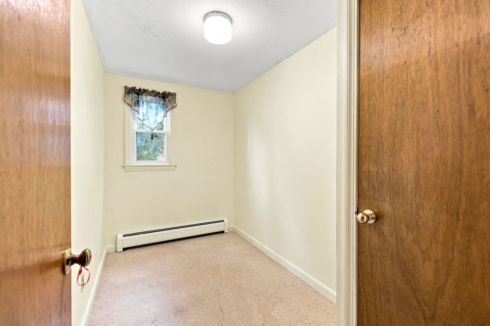 36 Silver Lake Dr Agawam — Photo 25 of 40