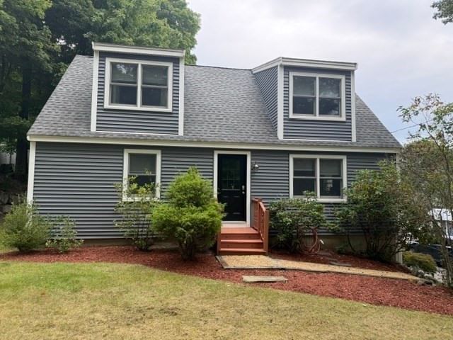 104 Center St. Groveland — Photo 3 of 28