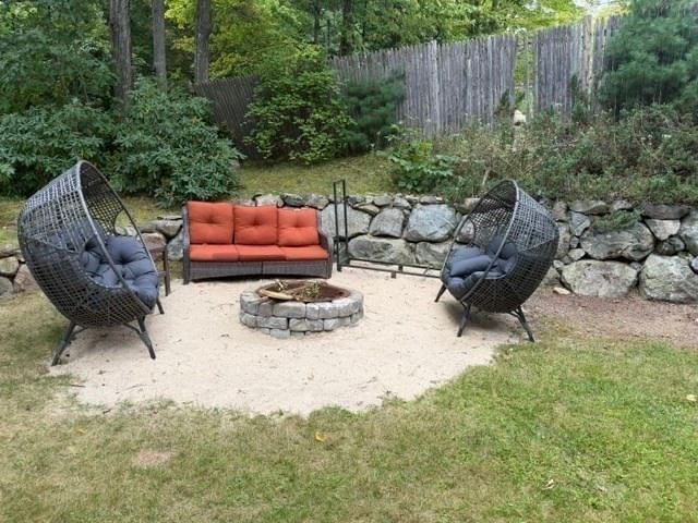 104 Center St. Groveland — Photo 4 of 28
