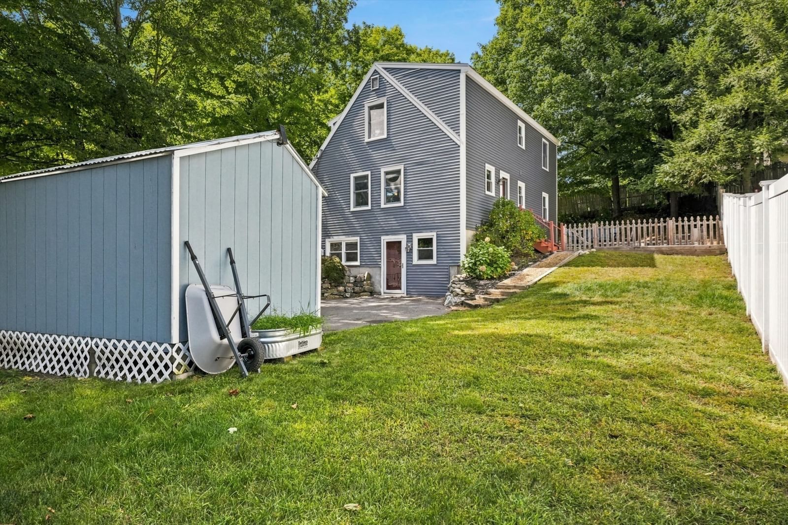 104 Center St. Groveland — Photo 6 of 28