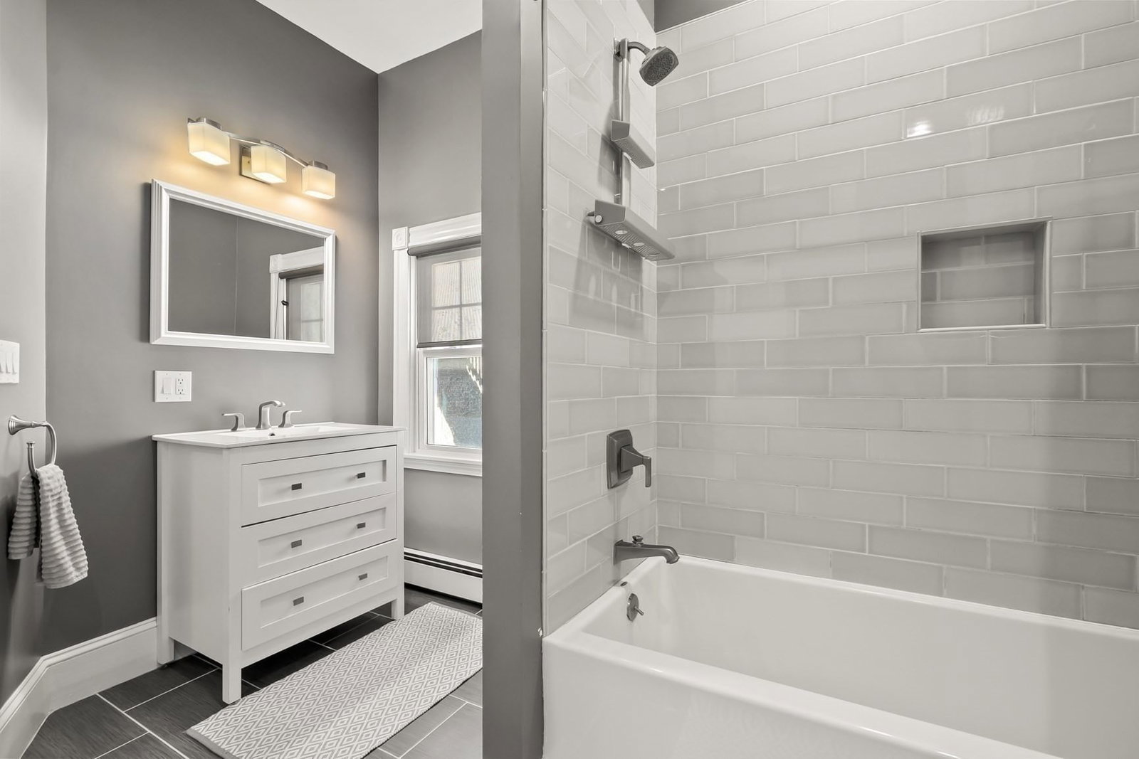 372 Silver St Boston — Photo 17 of 20