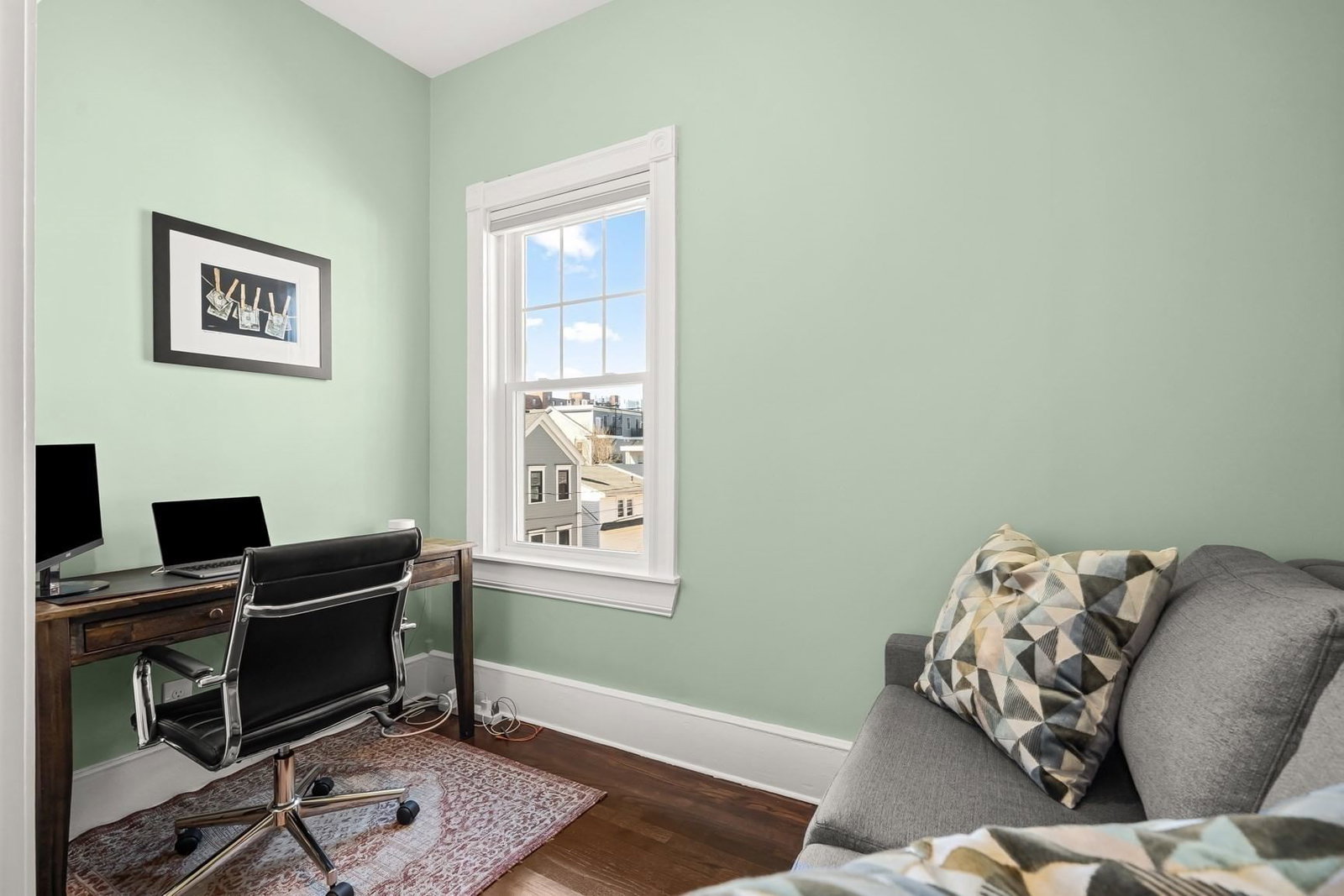 372 Silver St Boston — Photo 18 of 20