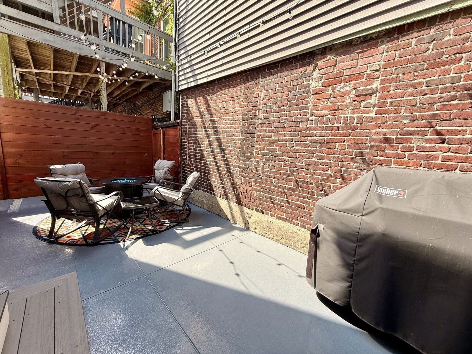 372 Silver St Boston — Photo 19 of 20
