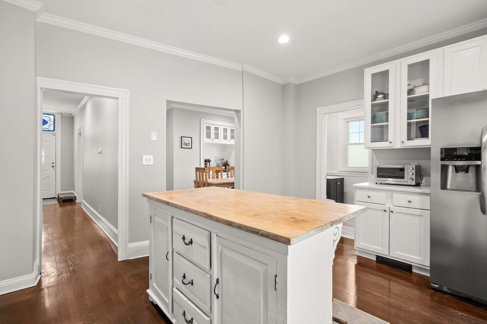 372 Silver St Boston — Photo 7 of 20