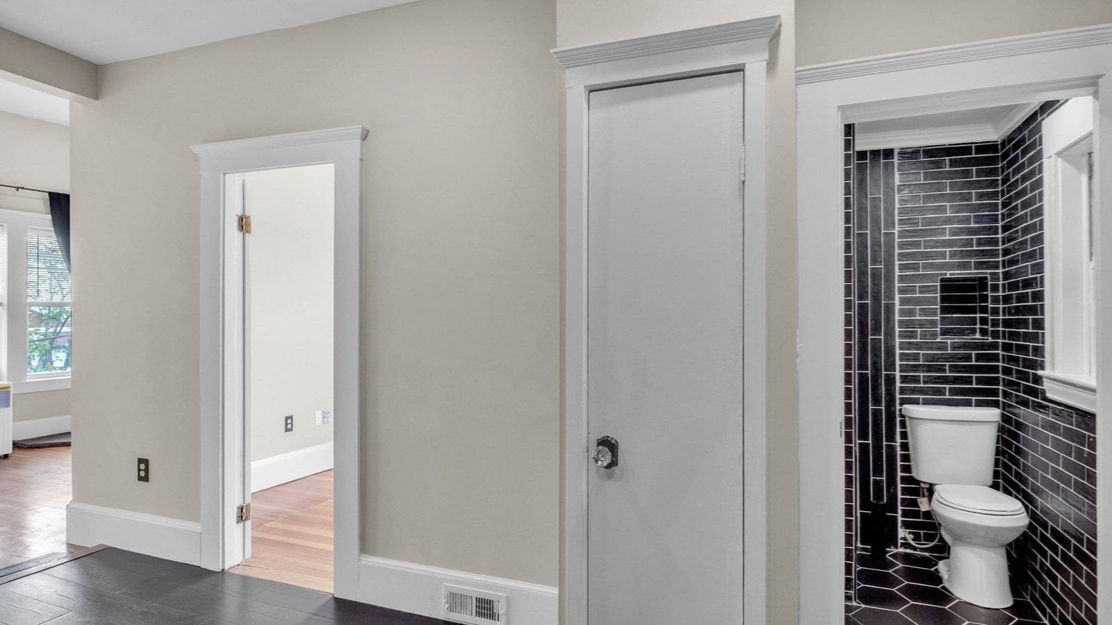 44 Pingree St #5 Salem — Photo 18 of 28