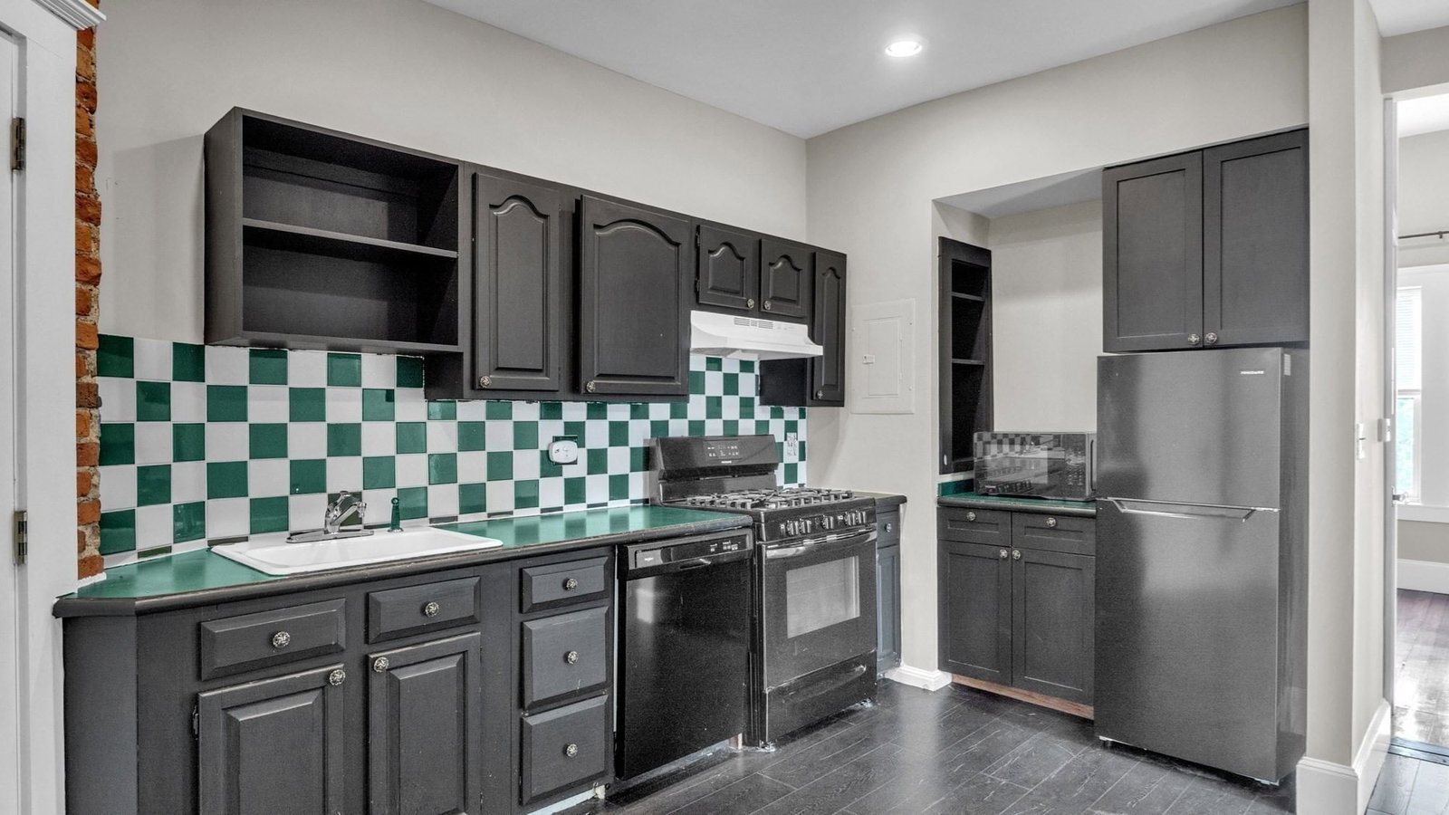 44 Pingree St #5 Salem — Photo 5 of 28