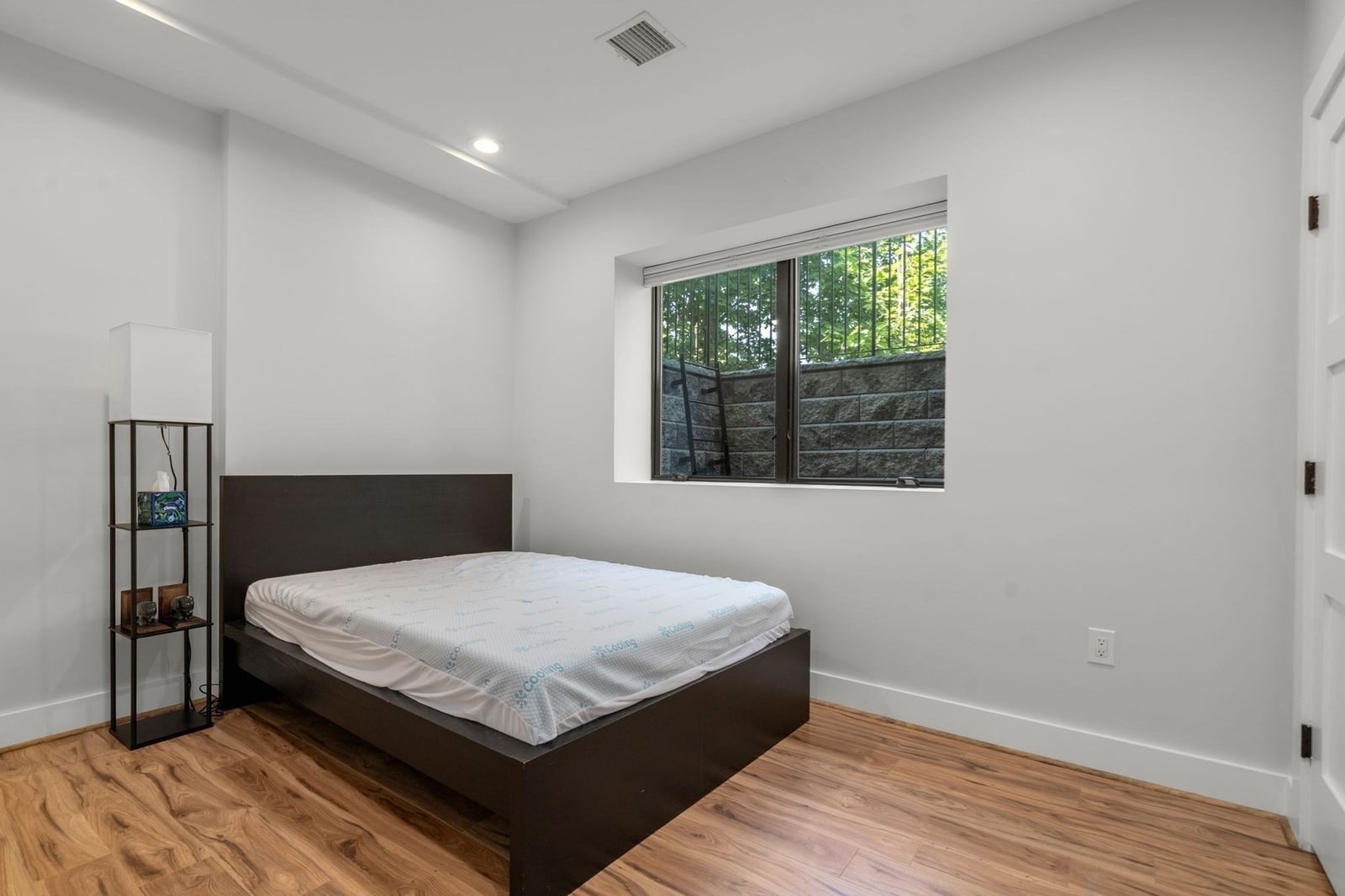 20 Peach Tree Lane Newton — Photo 33 of 40