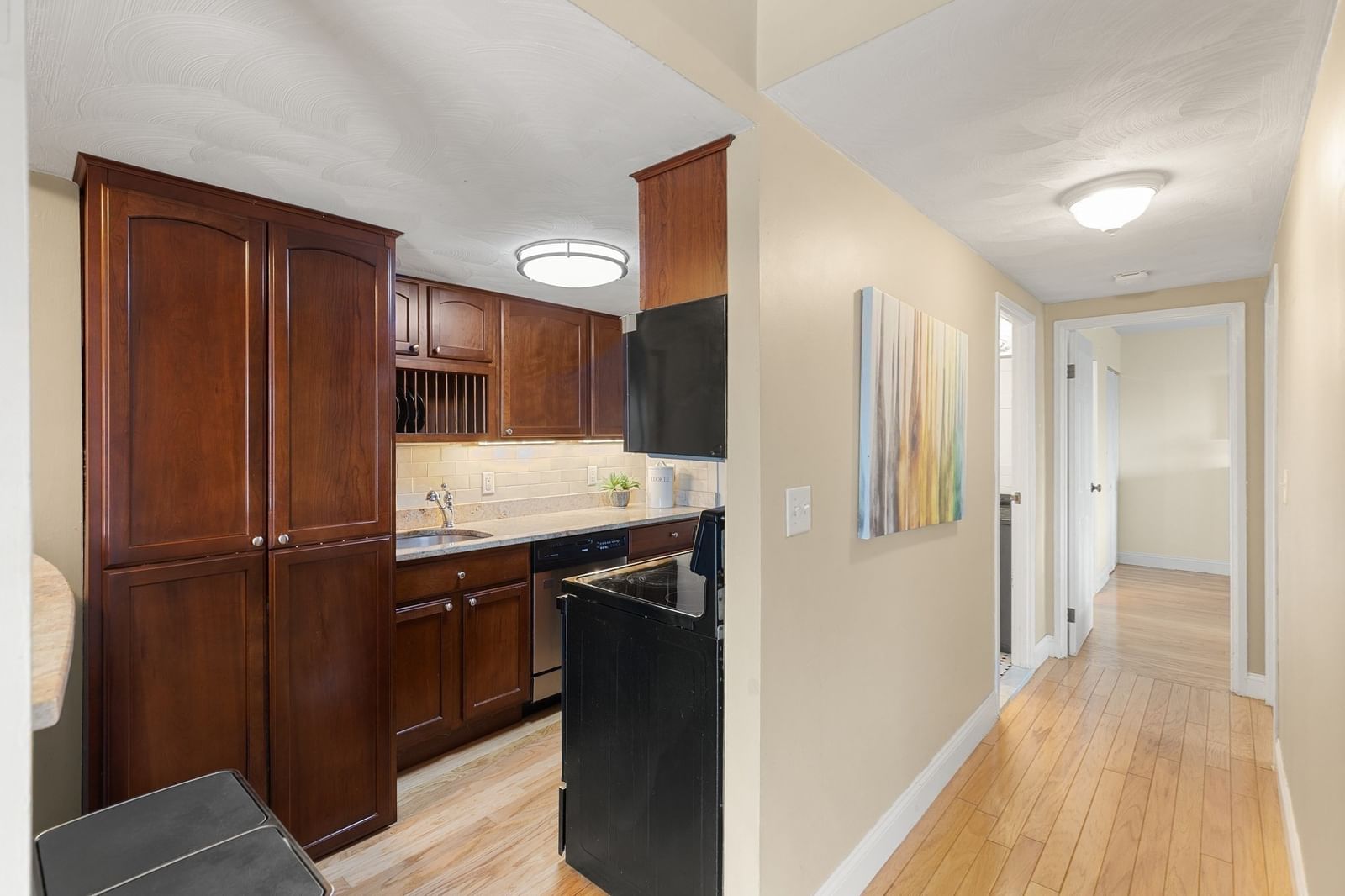 390 Broadway #51 Somerville — Photo 6 of 35