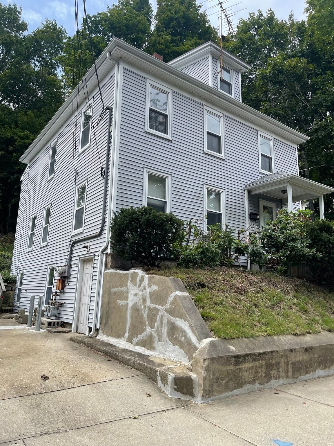 18 Oak St. Plymouth — Photo 2 of 2