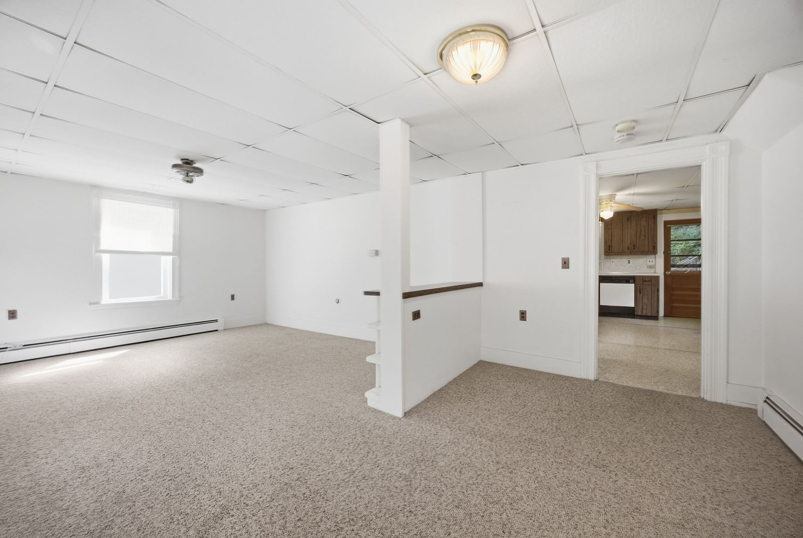 18 Oak St. Plymouth — Photo 5 of 33