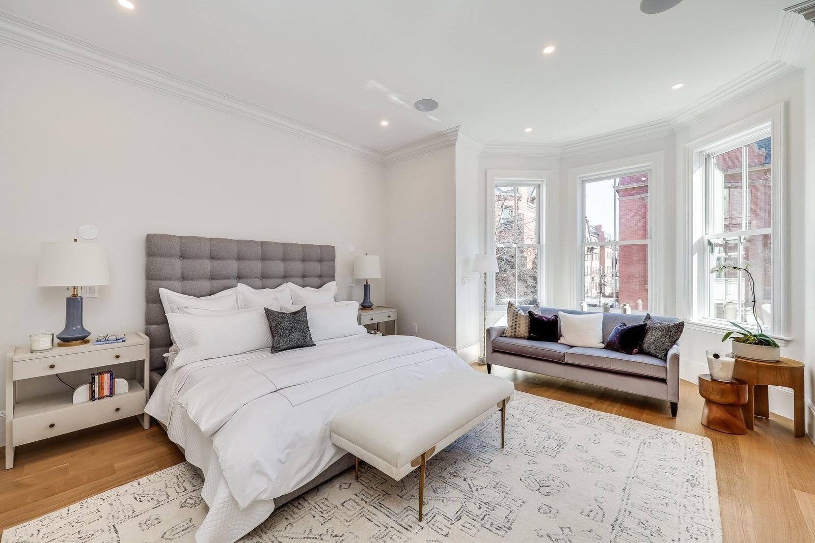 1 Fairfield St Boston — Photo 11 of 23