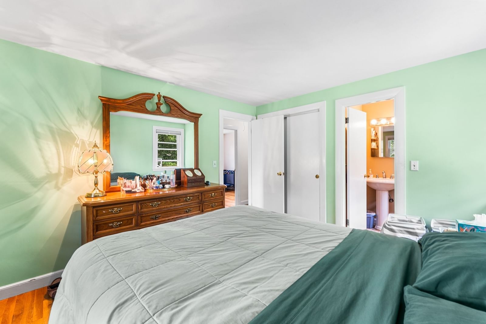 35 Donna Rd Holliston — Photo 16 of 34