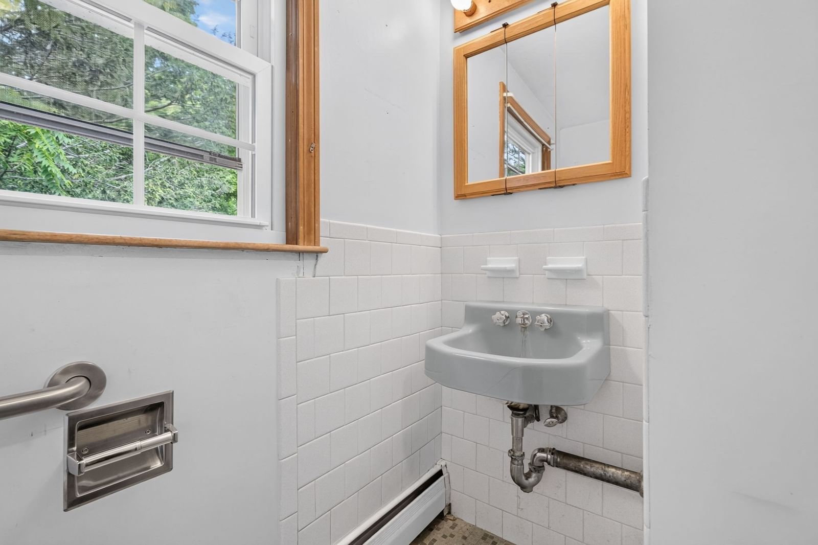 5 Robert Sproul Rd Medfield — Photo 23 of 41