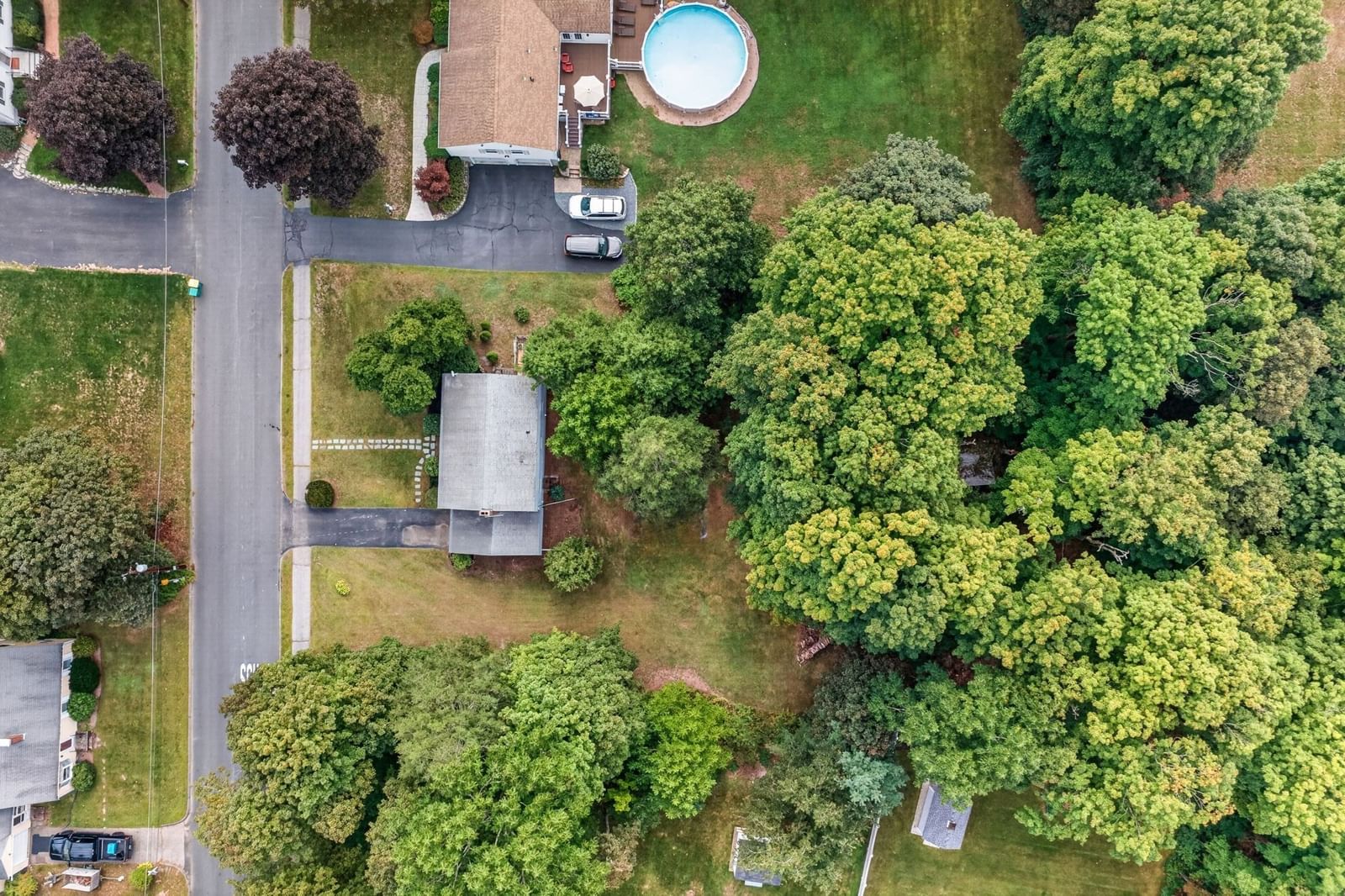 5 Robert Sproul Rd Medfield — Photo 38 of 41