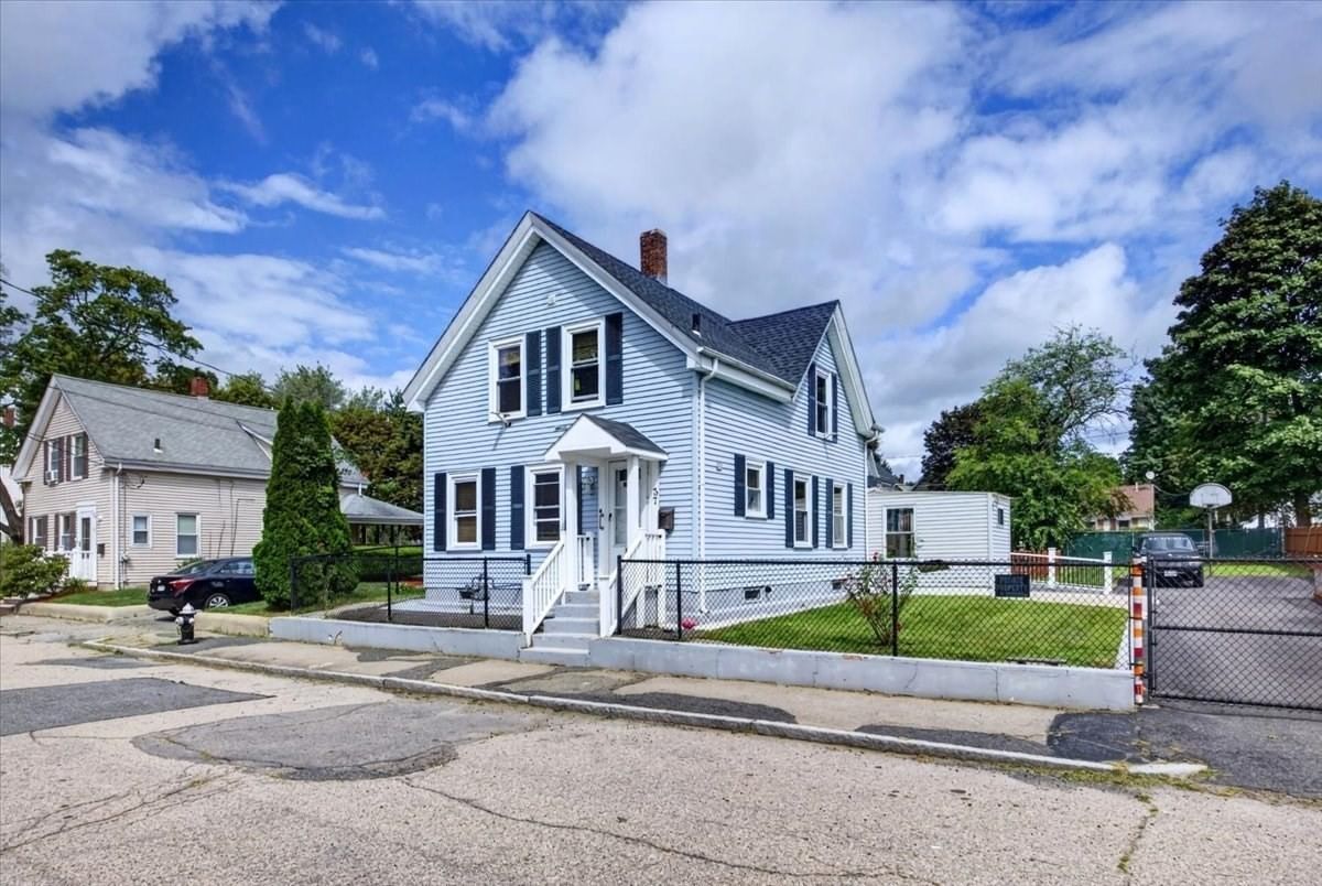 37 Taber Ave Brockton — Photo 4 of 32