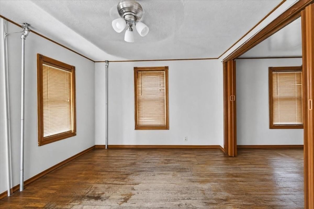 37 Taber Ave Brockton — Photo 6 of 32