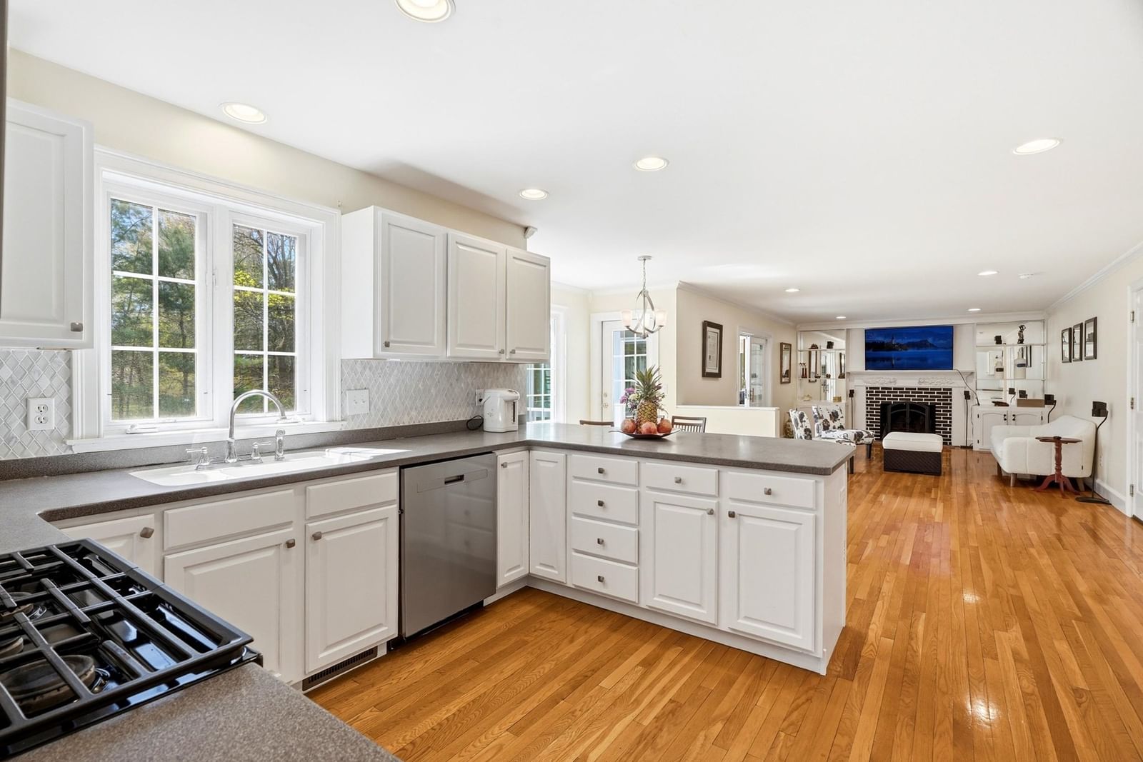 1 Village Ln Littleton — Photo 11 of 42