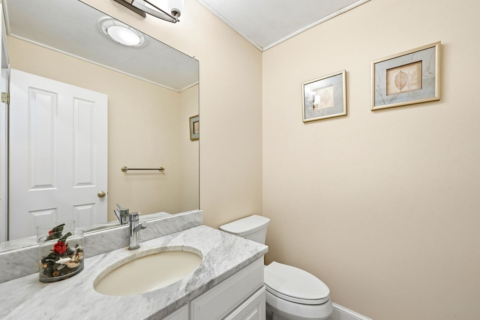 1 Village Ln Littleton — Photo 19 of 42
