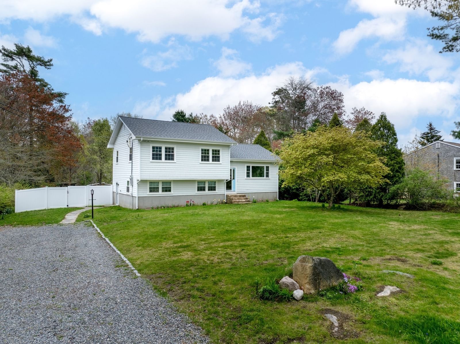 10 Knollwood Dr Mattapoisett — Photo 4 of 37