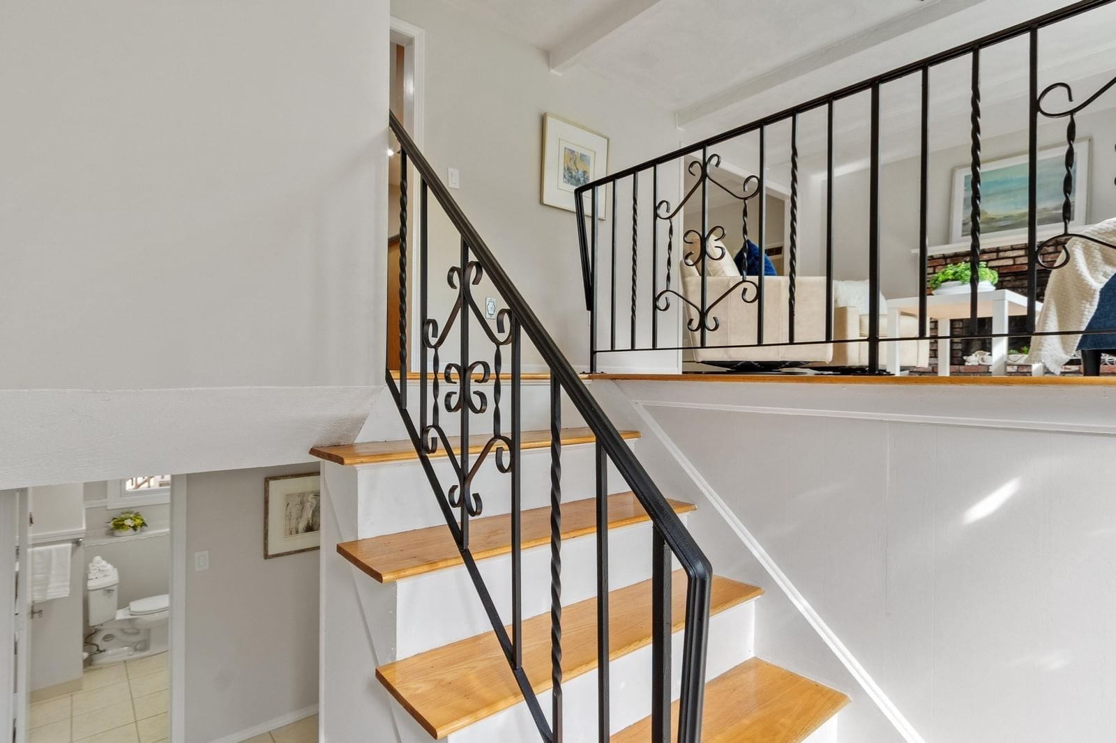 18 Cowdrey Ln Acton — Photo 4 of 31