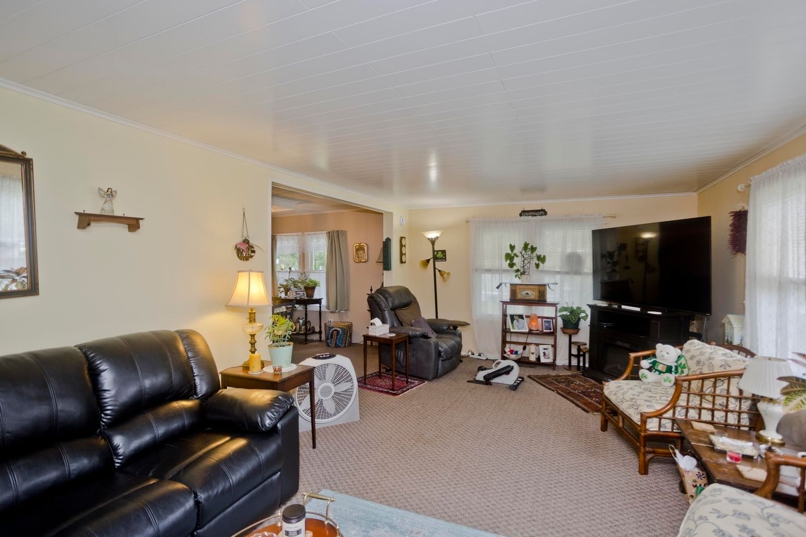 14 Sunnydale Circle Brimfield — Photo 4 of 30