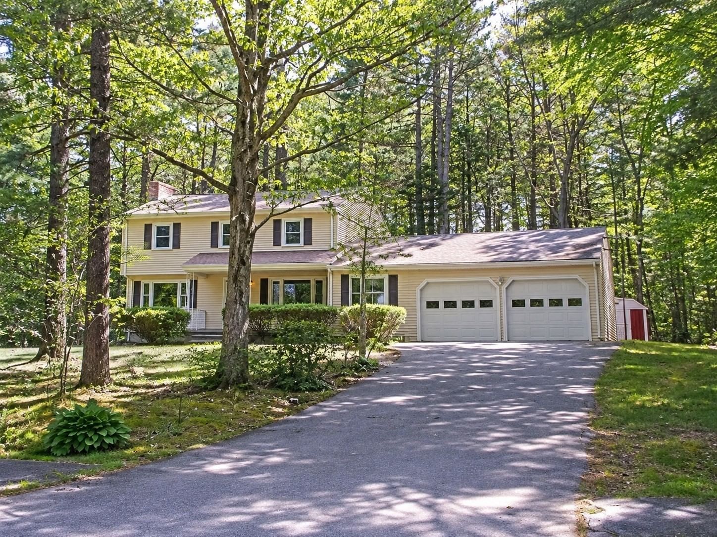 Property at 41 Old Stagecoach Rd, Bedford, MA 01730