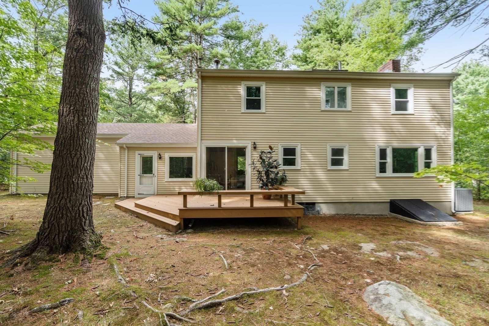 41 Old Stagecoach Rd Bedford — Photo 28 of 33
