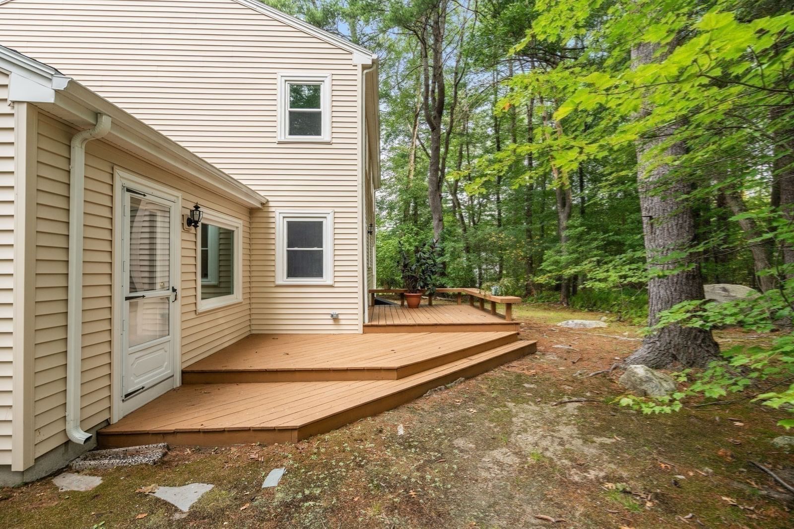 41 Old Stagecoach Rd Bedford — Photo 30 of 33