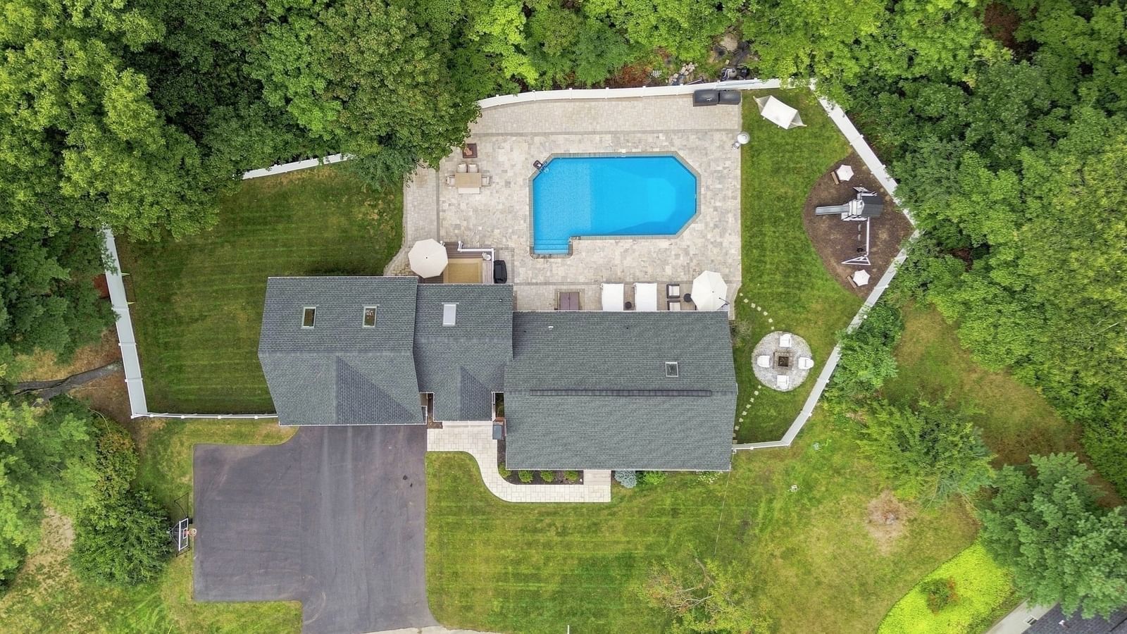 55 Lucerne Dr Andover — Photo 38 of 42
