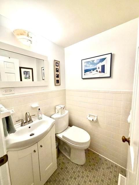 727 Main Street #B1 Barnstable — Photo 18 of 37