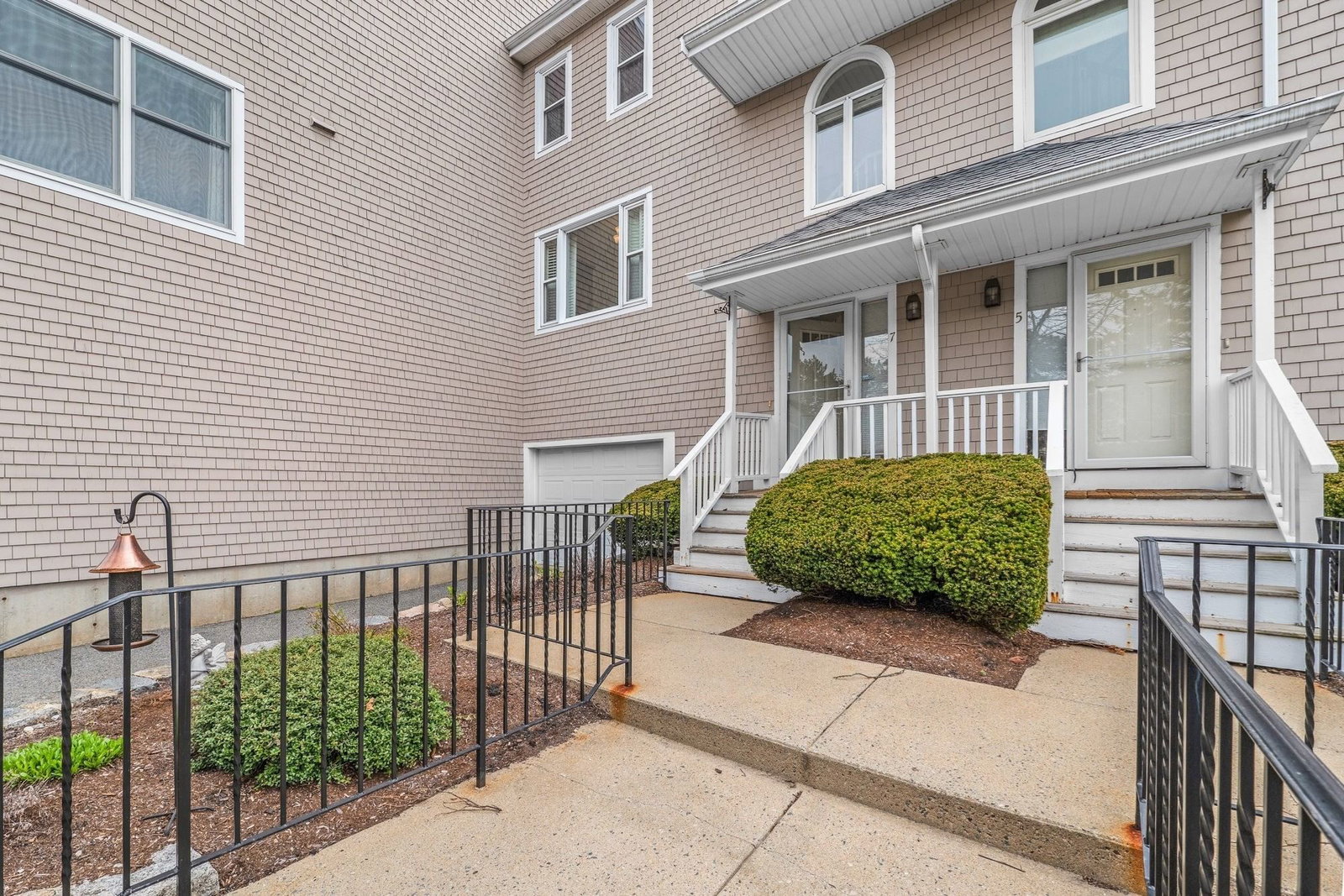 7 Whaler Ln #Unit 7 Quincy — Photo 36 of 42