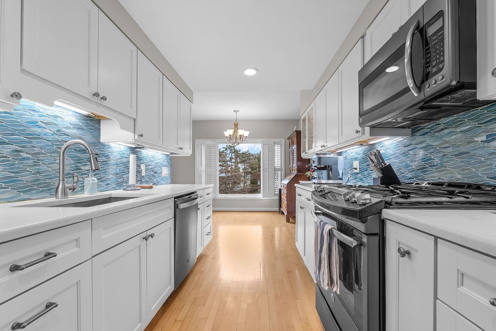 7 Whaler Ln #Unit 7 Quincy — Photo 7 of 42