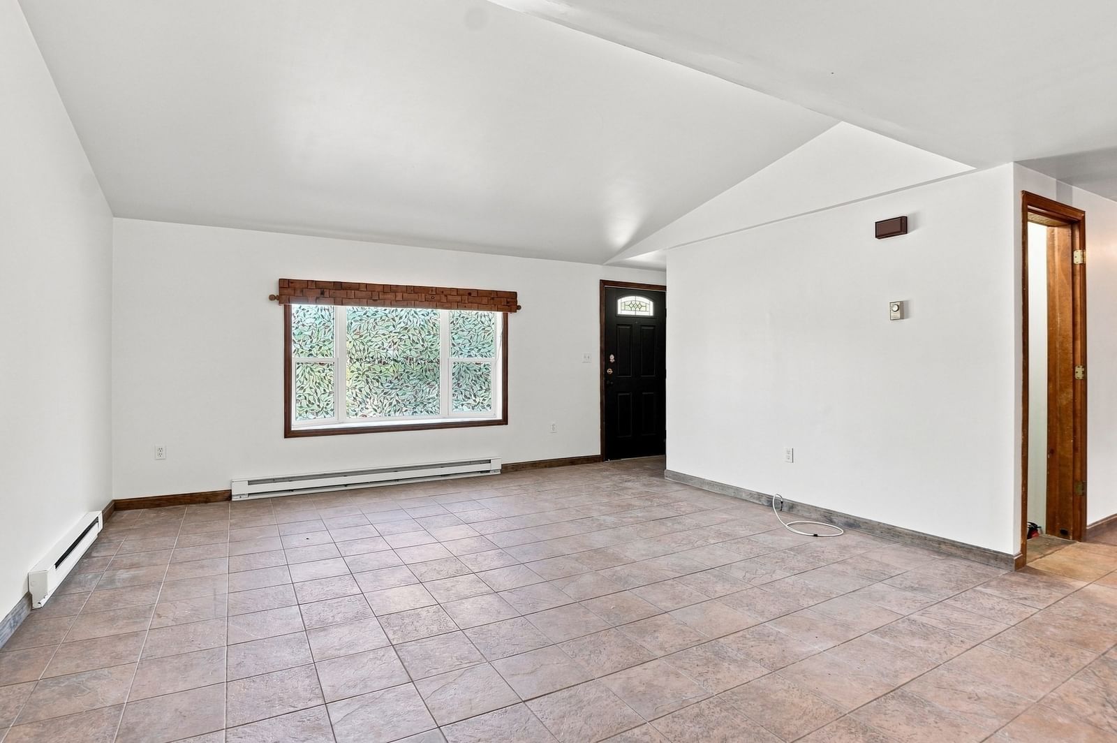 65 Paris Avenue Worcester — Photo 4 of 35