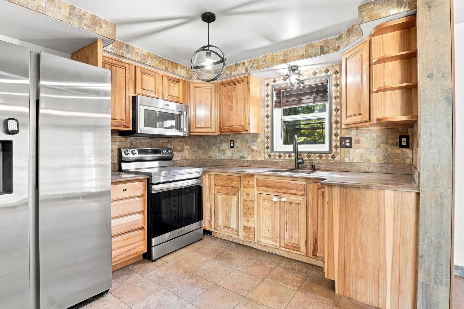 65 Paris Avenue Worcester — Photo 9 of 35