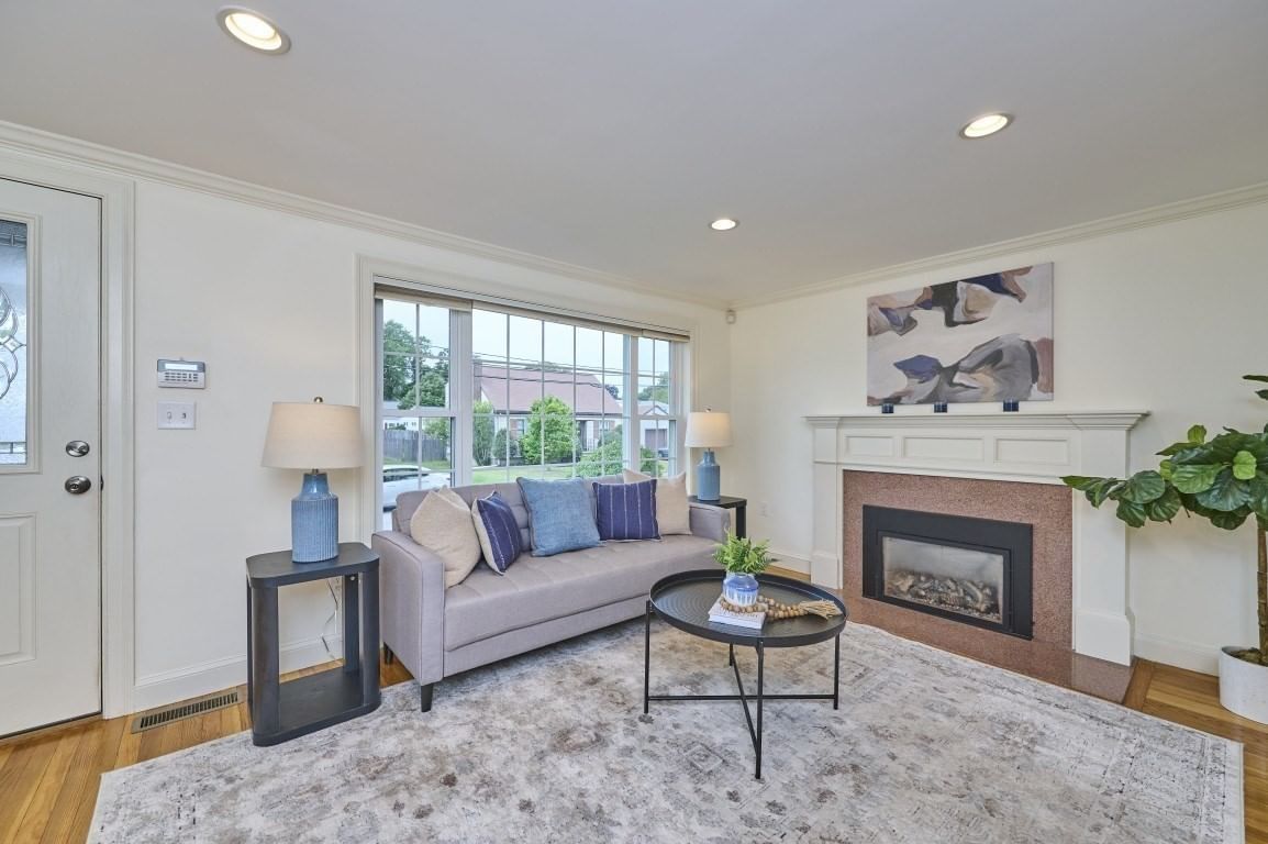 25 Jensen Rd Watertown — Photo 3 of 23